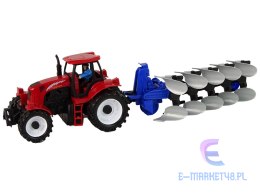 Czerwony Traktor z Pługiem Farma